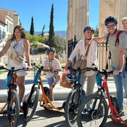 Family enjoying an Athens e-trike tour